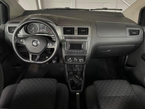 VOLKSWAGEN Fox 1.6 4P, Foto 8