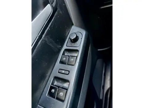 VOLKSWAGEN Fox 1.6 4P FLEX, Foto 12