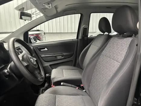 VOLKSWAGEN Fox 1.6 4P I-TREND FLEX, Foto 13
