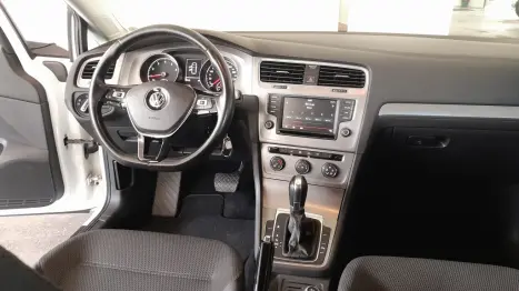 VOLKSWAGEN Golf 1.6 4P CONFORTLINE AUTOMÁTICO, Foto 5 VOLKSWAGEN Golf 1.6 4P CONFORTLINE AUTOMÁTICO, Foto 5
