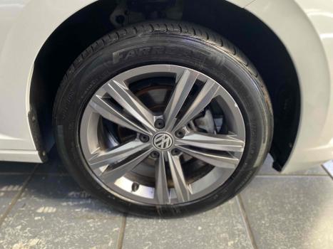 VOLKSWAGEN Jetta 1.4 4P 250 TSI R-LINE AUTOM�TICO, Foto 7