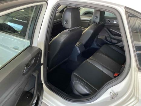 VOLKSWAGEN Jetta 1.4 4P 250 TSI R-LINE AUTOM�TICO, Foto 10