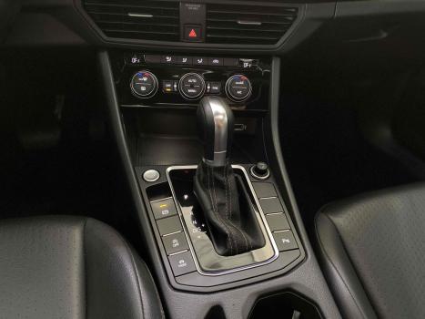 VOLKSWAGEN Jetta 1.4 4P 250 TSI R-LINE AUTOM�TICO, Foto 17