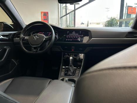 VOLKSWAGEN Jetta 1.4 4P 250 TSI R-LINE AUTOM�TICO, Foto 18