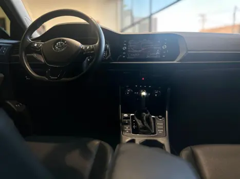 VOLKSWAGEN Jetta 1.4 4P 250 TSI TURBO COMFORTLINE AUTOM�TICO, Foto 15