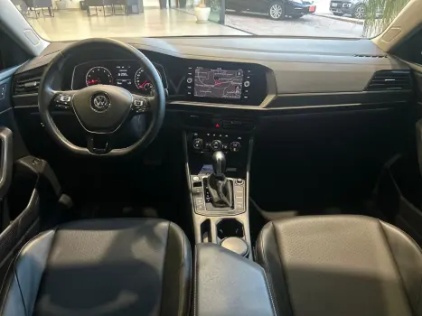 VOLKSWAGEN Jetta 1.4 4P 250 TSI TURBO COMFORTLINE AUTOM�TICO, Foto 17