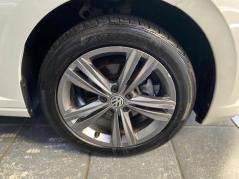 VOLKSWAGEN Jetta 1.4 4P 250 TSI R-LINE AUTOM�TICO, Foto 7