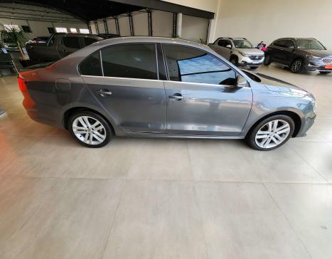 VOLKSWAGEN Jetta 2.0 4P TSI HIGHLINE 211 CV AUTOMTICO, Foto 4