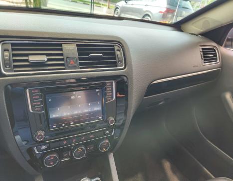 VOLKSWAGEN Jetta 2.0 4P TSI HIGHLINE 211 CV AUTOMTICO, Foto 13
