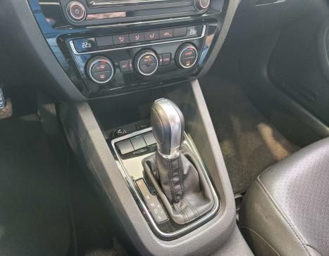 VOLKSWAGEN Jetta 2.0 4P TSI HIGHLINE 211 CV AUTOMTICO, Foto 14