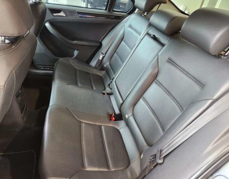 VOLKSWAGEN Jetta 2.0 4P TSI HIGHLINE 211 CV AUTOMTICO, Foto 16