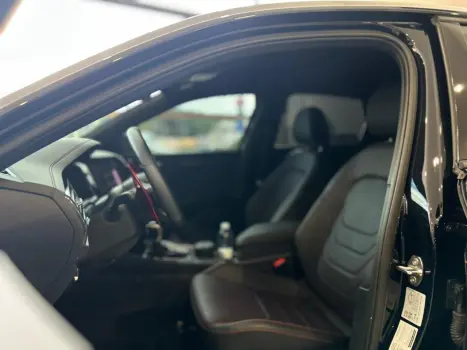 VOLKSWAGEN Jetta 2.0 4P 350 TSI GLI AUTOM�TICO DSG, Foto 9