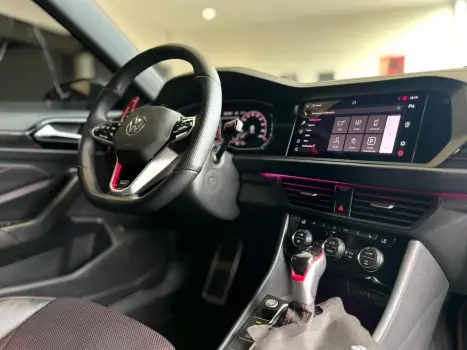 VOLKSWAGEN Jetta 2.0 4P 350 TSI GLI AUTOM�TICO DSG, Foto 12