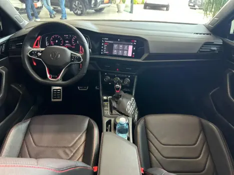 VOLKSWAGEN Jetta 2.0 4P 350 TSI GLI AUTOM�TICO DSG, Foto 17