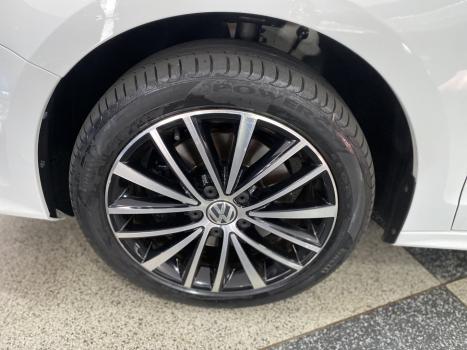 VOLKSWAGEN Jetta 2.0 4P 350 TSI GLI AUTOM�TICO DSG, Foto 7