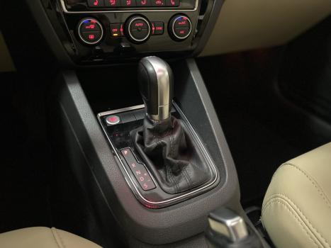 VOLKSWAGEN Jetta 2.0 4P 350 TSI GLI AUTOM�TICO DSG, Foto 17