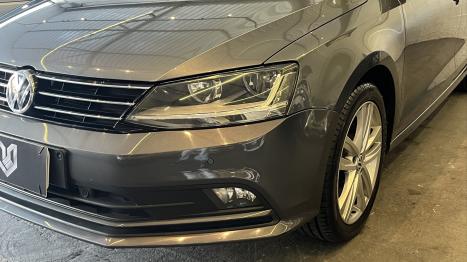 VOLKSWAGEN Jetta 2.0 4P TSI HIGHLINE 211 CV AUTOM�TICO, Foto 6