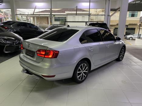 VOLKSWAGEN Jetta 2.0 4P FLEX COMFORTLINE TIPTRONIC AUTOM�TICO, Foto 4
