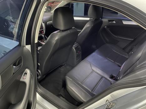 VOLKSWAGEN Jetta 2.0 4P FLEX COMFORTLINE TIPTRONIC AUTOM�TICO, Foto 10