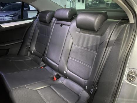 VOLKSWAGEN Jetta 2.0 4P FLEX COMFORTLINE TIPTRONIC AUTOM�TICO, Foto 11