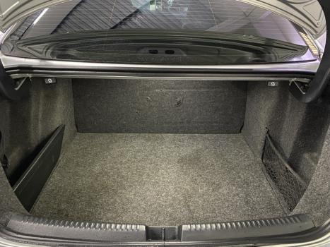 VOLKSWAGEN Jetta 2.0 4P FLEX COMFORTLINE TIPTRONIC AUTOM�TICO, Foto 12