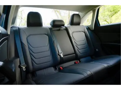 VOLKSWAGEN Jetta , Foto 24