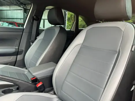 VOLKSWAGEN Nivus 1.0 4P FLEX 200 TSI HIGHLINE TURBO AUTOMTICO, Foto 10