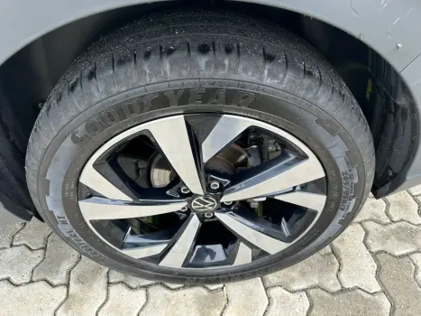 VOLKSWAGEN Nivus 1.0 4P FLEX 200 TSI HIGHLINE TURBO AUTOMTICO, Foto 11