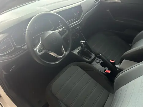 VOLKSWAGEN Nivus 1.0 4P FLEX 200 TSI COMFORTLINE TURBO AUTOMÁTICO, Foto 8 VOLKSWAGEN Nivus 1.0 4P FLEX 200 TSI COMFORTLINE TURBO AUTOMÁTICO, Foto 8