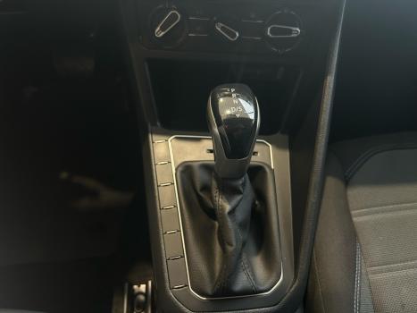 VOLKSWAGEN Nivus 1.0 4P FLEX 200 TSI COMFORTLINE TURBO AUTOMÁTICO, Foto 14 VOLKSWAGEN Nivus 1.0 4P FLEX 200 TSI COMFORTLINE TURBO AUTOMÁTICO, Foto 14