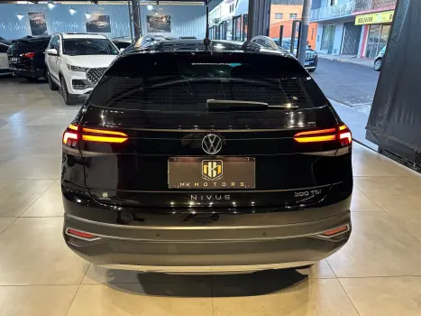 VOLKSWAGEN Nivus 1.0 4P FLEX 200 TSI HIGHLINE TURBO AUTOMTICO, Foto 4