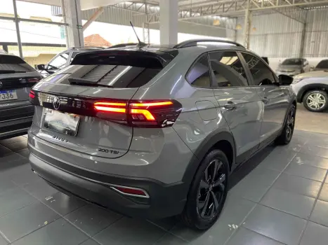 VOLKSWAGEN Nivus 1.0 4P FLEX 200 TSI HIGHLINE TURBO AUTOM�TICO, Foto 4