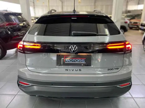 VOLKSWAGEN Nivus 1.0 4P FLEX 200 TSI HIGHLINE TURBO AUTOM�TICO, Foto 5