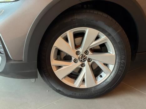 VOLKSWAGEN Nivus 1.0 4P FLEX 200 TSI COMFORTLINE TURBO AUTOMTICO, Foto 8