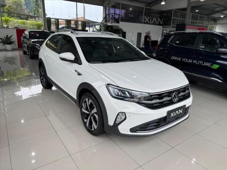 VOLKSWAGEN Nivus 1.0 4P FLEX 200 TSI HIGHLINE TURBO AUTOMTICO, Foto 2