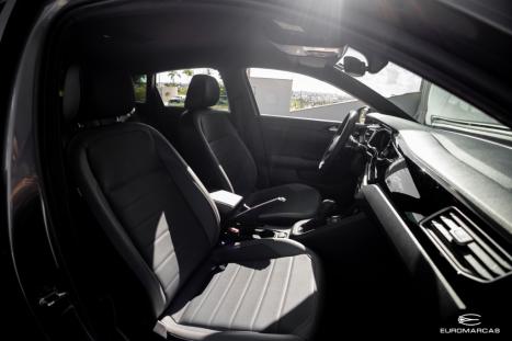 VOLKSWAGEN Nivus 1.0 4P FLEX 200 TSI HIGHLINE TURBO AUTOM�TICO, Foto 12