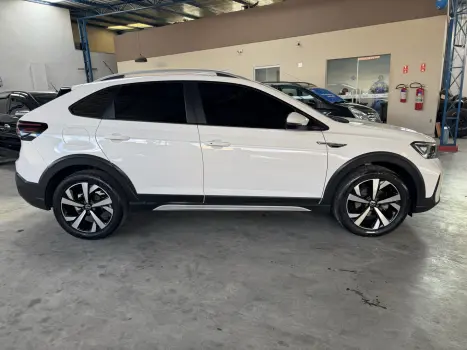 VOLKSWAGEN Nivus 1.0 4P FLEX 200 TSI HIGHLINE TURBO AUTOM�TICO, Foto 9