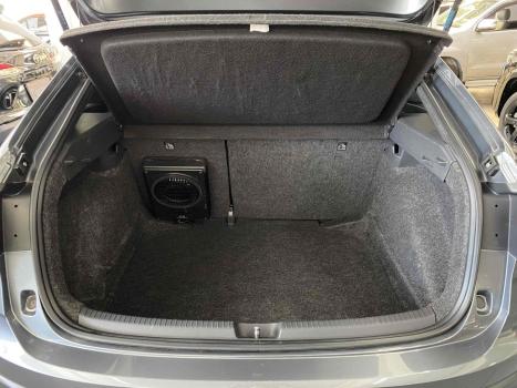 VOLKSWAGEN Nivus 1.0 4P FLEX 200 TSI HIGHLINE TURBO AUTOM�TICO, Foto 12