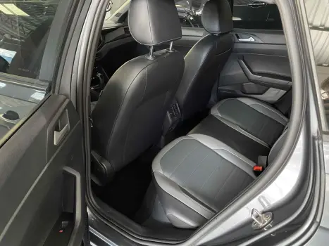 VOLKSWAGEN Nivus 1.0 4P FLEX 200 TSI HIGHLINE TURBO AUTOM�TICO, Foto 10