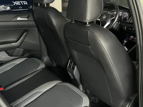 VOLKSWAGEN Nivus 1.0 4P FLEX 200 TSI HIGHLINE TURBO AUTOM�TICO, Foto 9