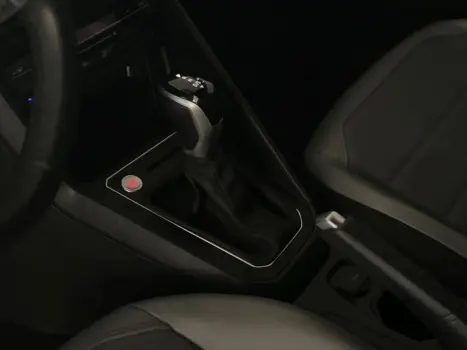 VOLKSWAGEN Nivus 1.0 4P FLEX 200 TSI HIGHLINE TURBO AUTOM�TICO, Foto 13