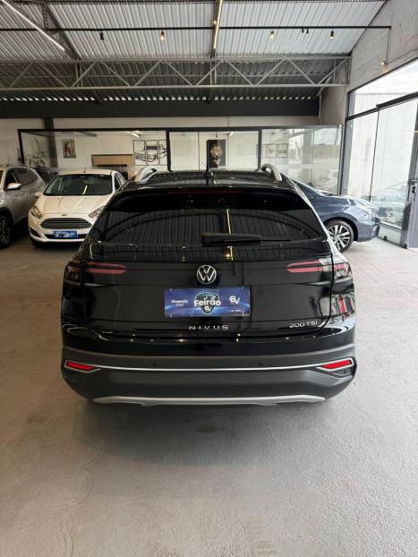 VOLKSWAGEN Nivus 1.0 4P FLEX 200 TSI HIGHLINE TURBO AUTOM�TICO, Foto 4