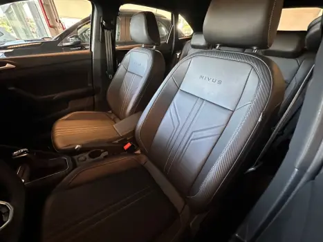 VOLKSWAGEN Nivus 1.0 4P FLEX 200 TSI HIGHLINE TURBO AUTOM�TICO, Foto 8