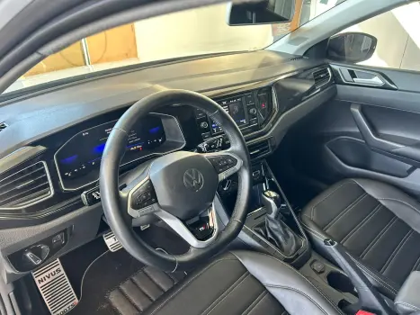 VOLKSWAGEN Nivus 1.0 4P FLEX 200 TSI HIGHLINE TURBO AUTOM�TICO, Foto 14