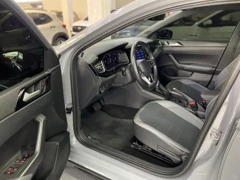 VOLKSWAGEN Nivus 1.0 4P FLEX 200 TSI HIGHLINE TURBO AUTOM�TICO, Foto 8