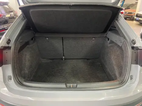 VOLKSWAGEN Nivus 1.0 4P FLEX 200 TSI HIGHLINE TURBO AUTOM�TICO, Foto 10