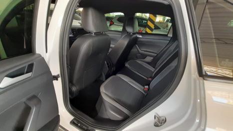 VOLKSWAGEN Nivus 1.0 4P FLEX 200 TSI HIGHLINE TURBO AUTOM�TICO, Foto 7