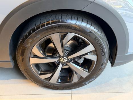 VOLKSWAGEN Nivus 1.0 4P FLEX 200 TSI HIGHLINE TURBO AUTOM�TICO, Foto 10