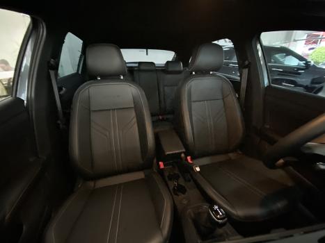 VOLKSWAGEN Nivus 1.0 4P FLEX 200 TSI HIGHLINE TURBO AUTOM�TICO, Foto 14