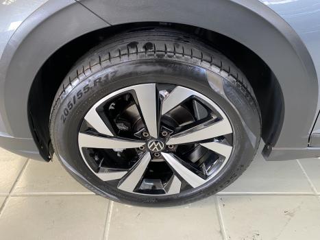 VOLKSWAGEN Nivus 1.0 4P FLEX 200 TSI HIGHLINE TURBO AUTOM�TICO, Foto 7